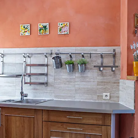 Grand Dans La Vieille Menton